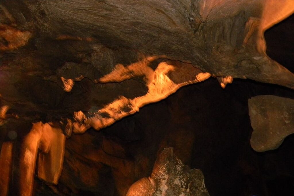 Cango Wonder Cave