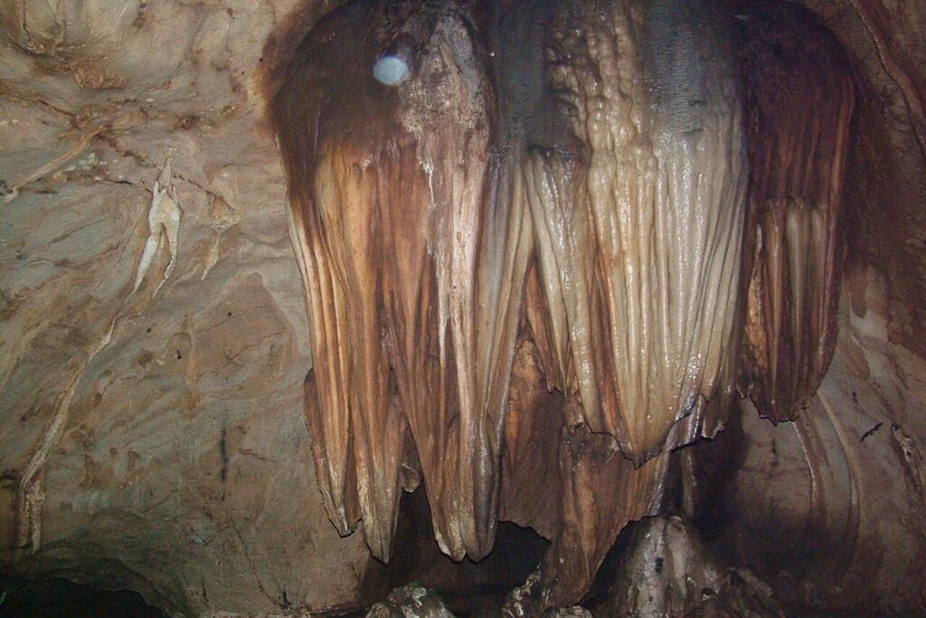 Chiang Dao Cave
