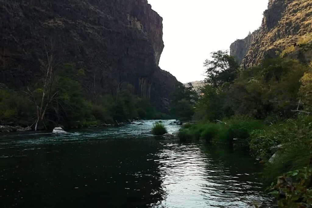 Crooked River Falls