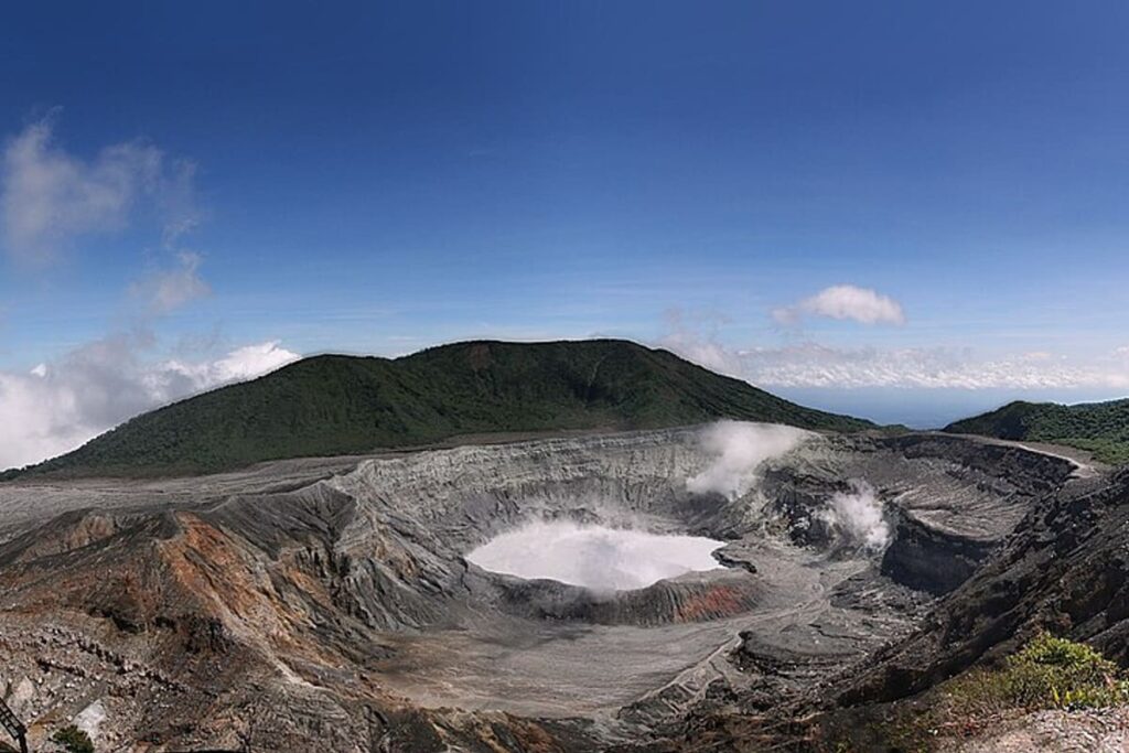 Poás Volcano