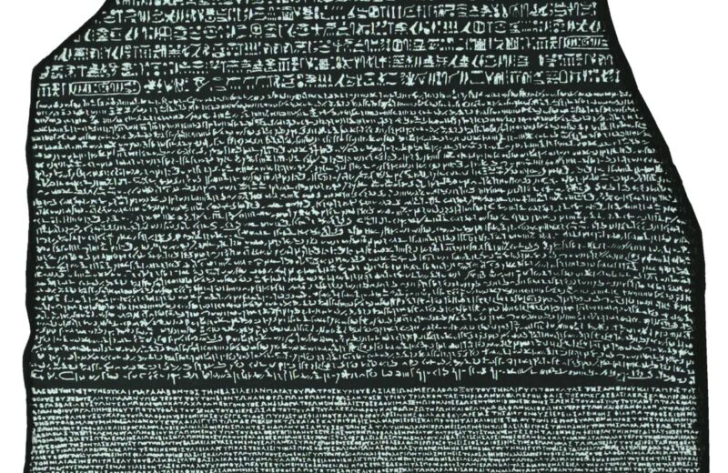 Hieroglyphs Decoded: How the Rosetta Stone Cracked Ancient Egypt Open